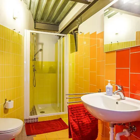 Stephanina Di Loft Apartment