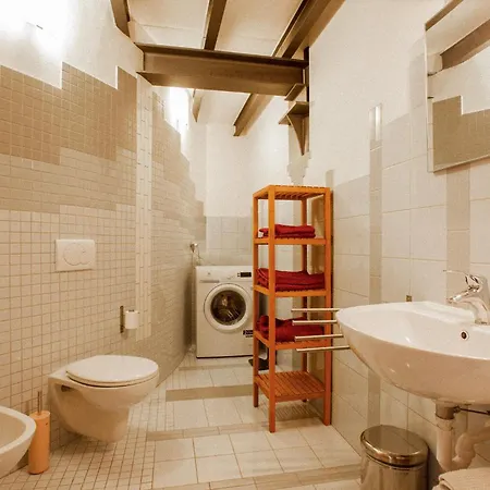 Stephanina Di Loft Apartment Ghiffa