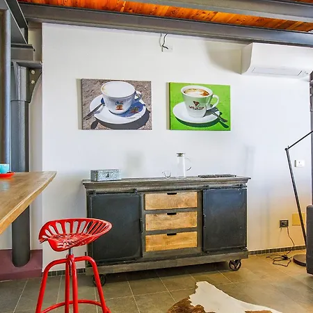 Stephanina Di Loft Apartment Ghiffa